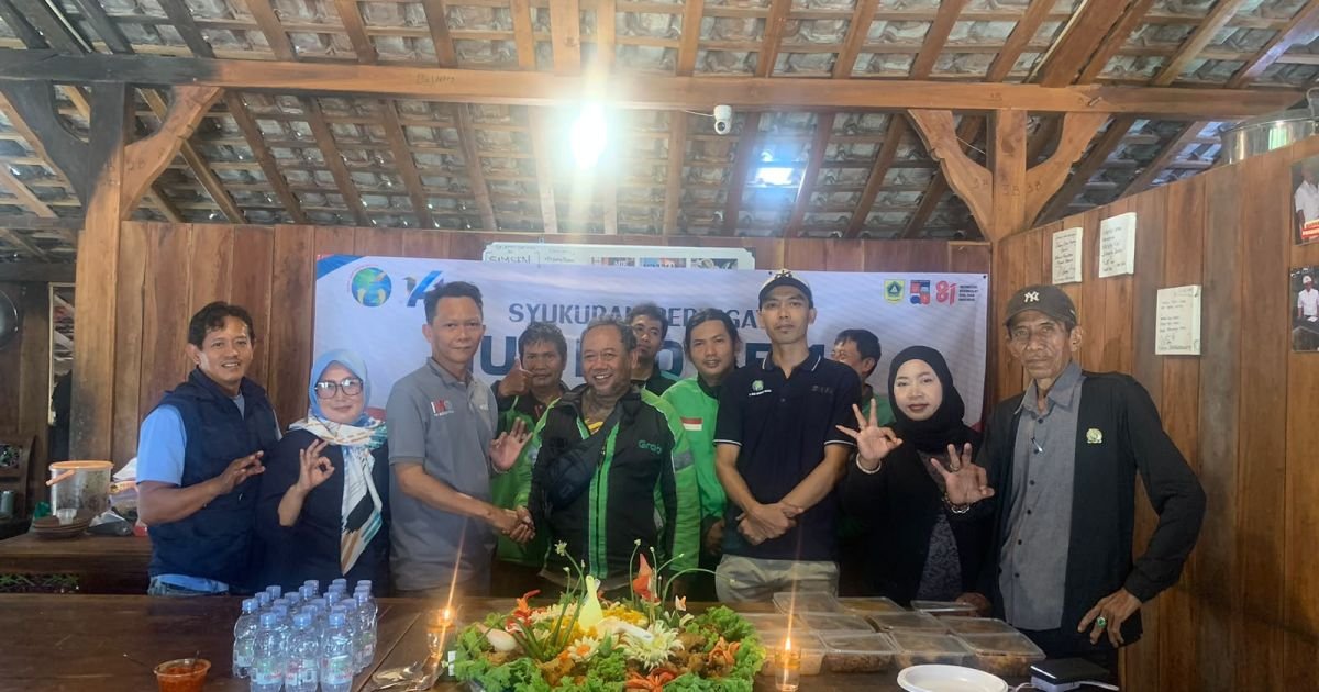 Cafe Simpang Sentul Jadi Saksi: Jurnalis Online dan Ojol Disatukan Semangat Kekeluargaan