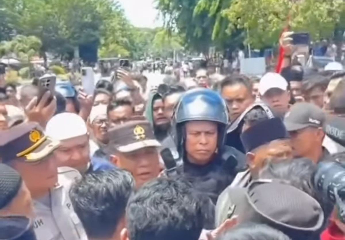 Peringatan Hari Damai Aceh di Banda Aceh Ricuh, Kapolda Temui Massa