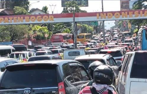Libur Panjang HUT RI, Puncak Bogor Macet Total