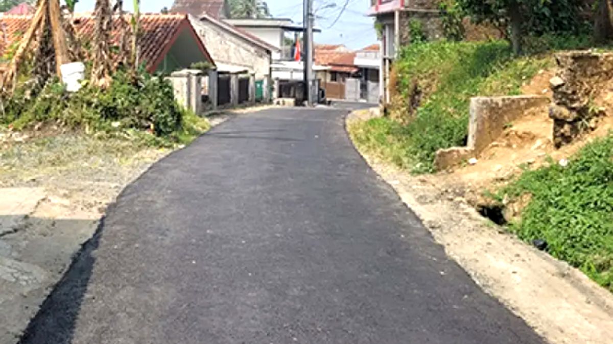 Dinas PU Sukabumi Tangani Jalan Pangkalan–Cisaat Melalui Program Pemeliharaan Rutin