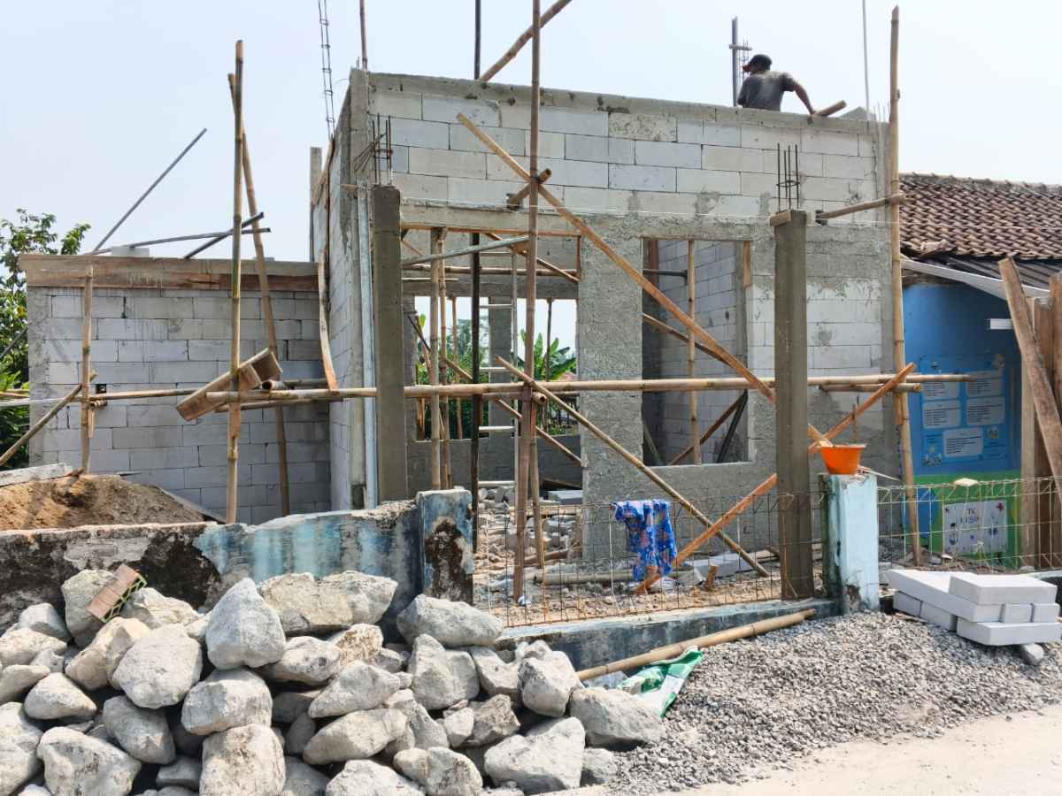 Proyek Revitalisasi TK Kasih Bunda Serang Disorot, Anggaran Ganda hingga Material Dipertanyakan