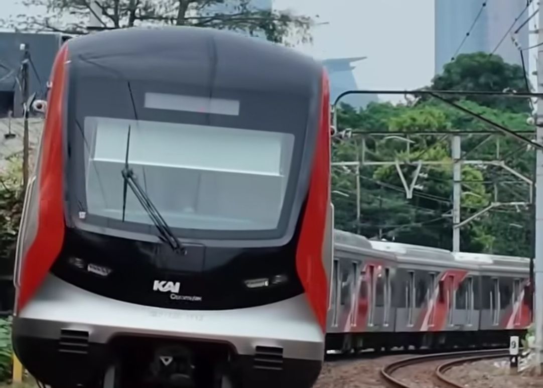 Gangguan Perjalanan KRL Green Line, Kerumunan di Jalur Palmerah-Tanah Abang Picu Rekayasa Operasional