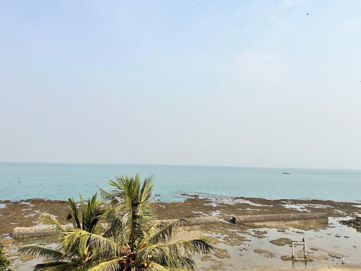 Erupsi Anak Krakatau, Pantai Anyer Tetap Ramai Pengunjung