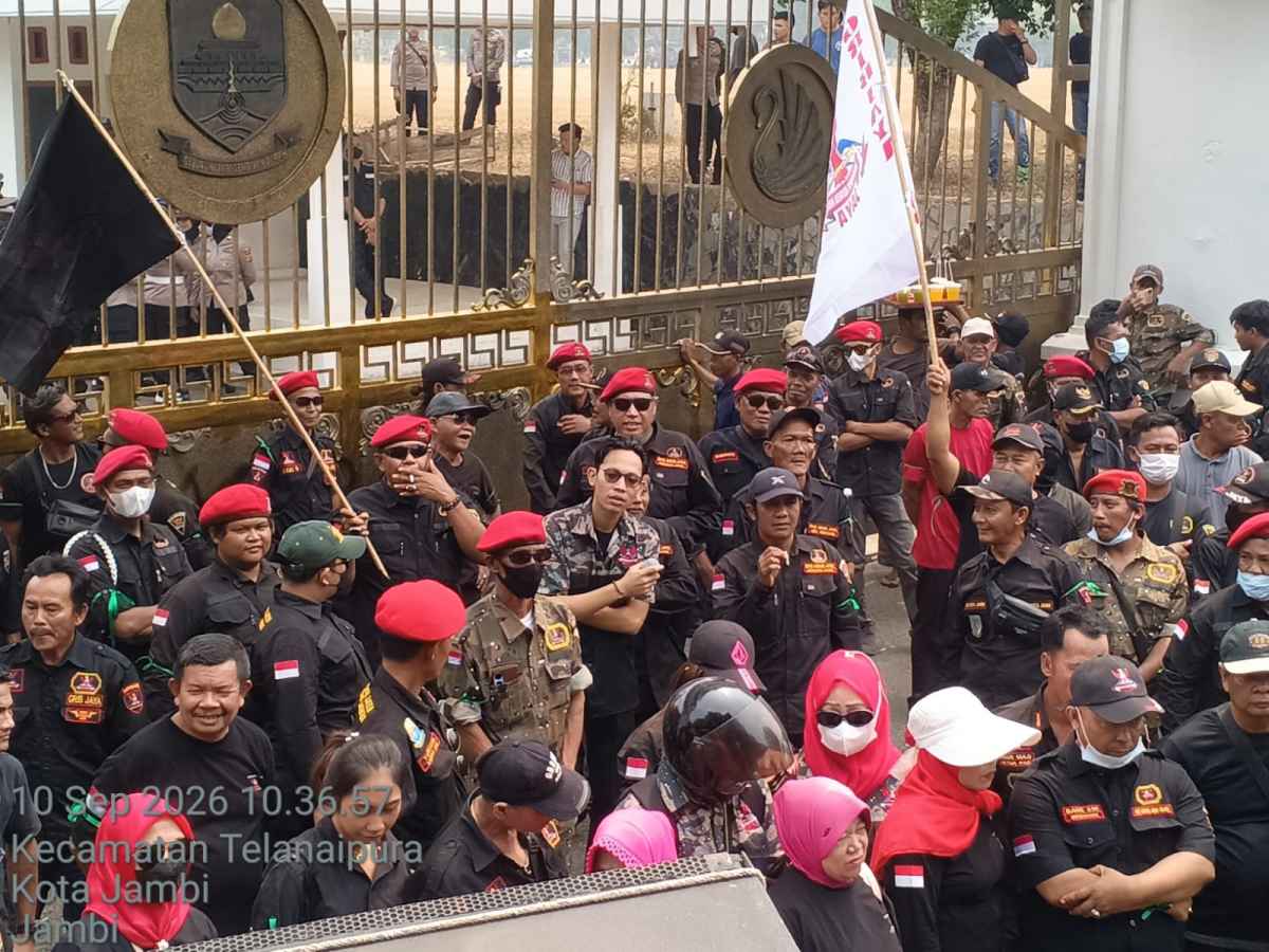 Aksi Jilid III GRIB Jaya Jambi: Desak Hak Angket DPRD Usut Izin Tambang