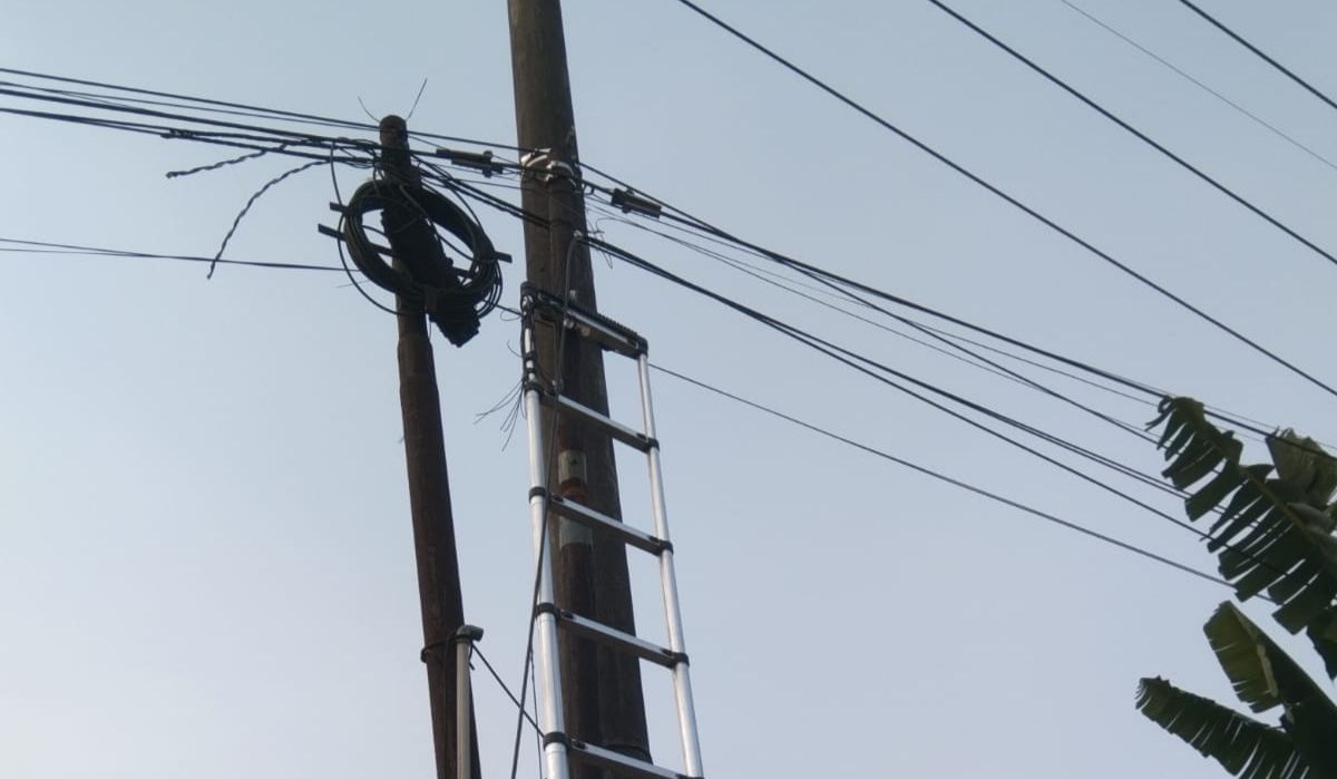 Ormas Desak PLN Audit Kabel Internet "Numpang" di Tiang Listrik Lebak