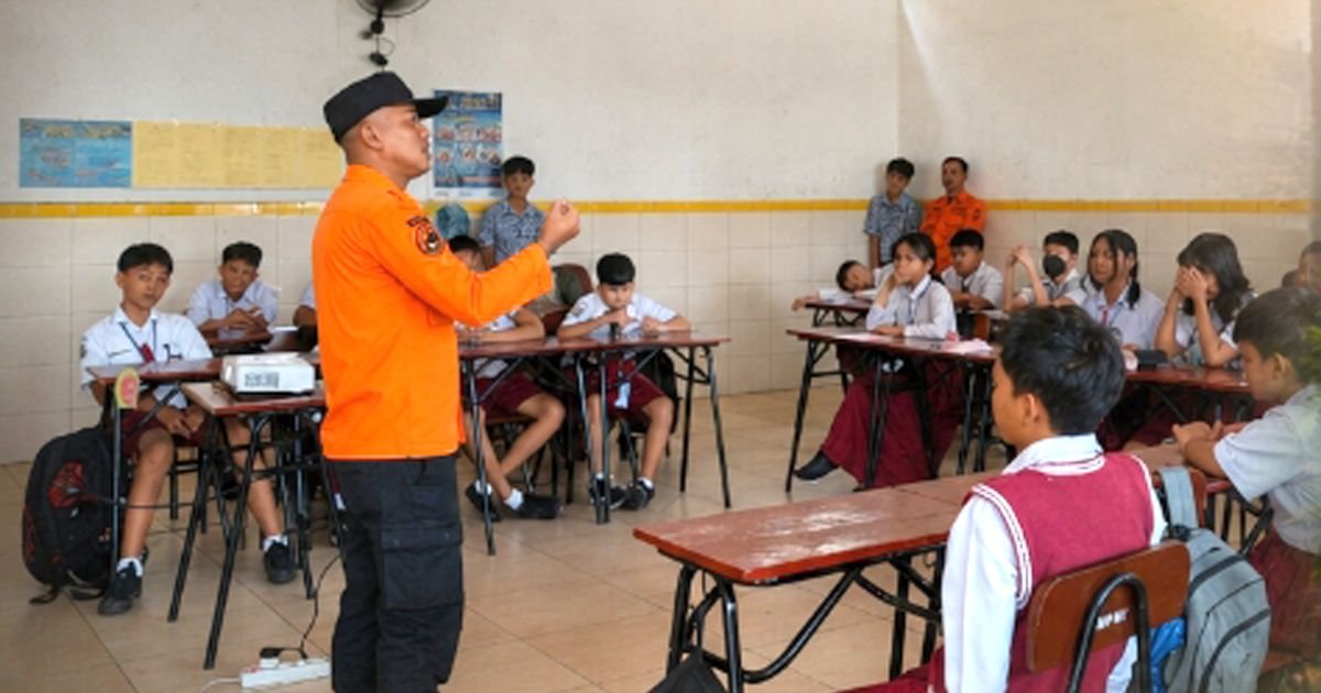MPLS di Sukabumi Dibekali Edukasi Mitigasi Bencana, Siapkan Siswa Hadapi Situasi Darurat
