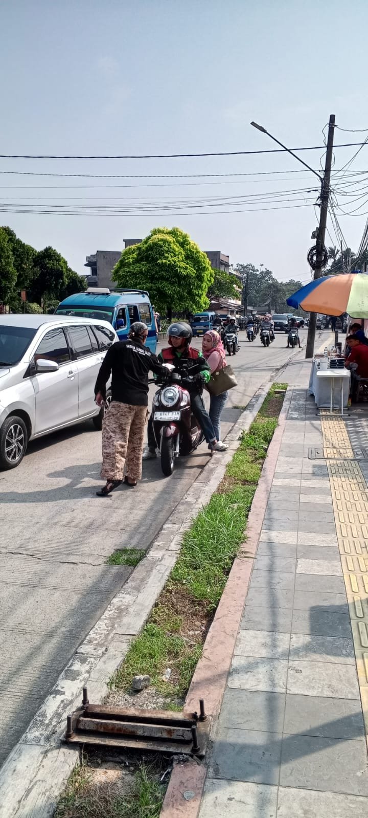 Sambut Muharam & HUT Bogor, Pengawal Sejarah Kebangsaan Bagikan Nasi Box dan Santunan