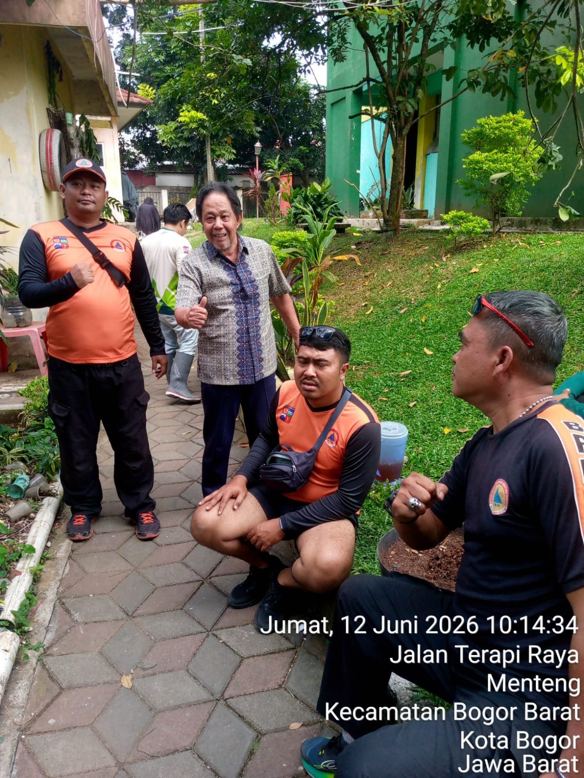 Tim BPBD Kota Bogor Basmi Sarang Nyamuk di Rusunawa Menteng