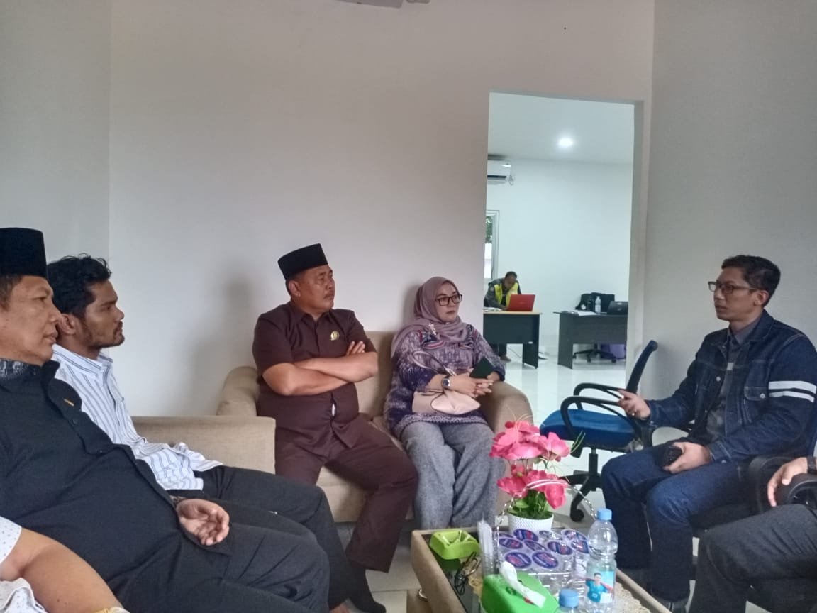 Ketua dan Anggota DPRD Pesisir Barat Kunjungi Lokasi Pembangunan Rumah Sakit Krui