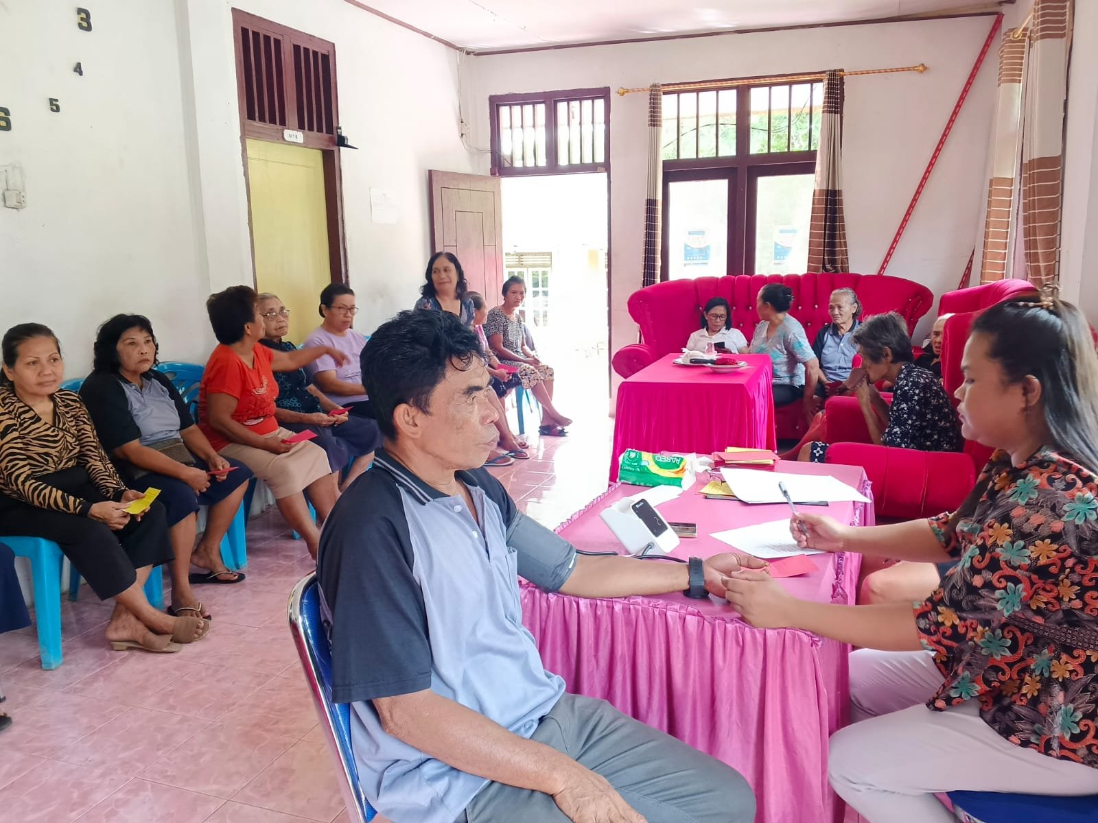 Pemerintah Kampung Dompase Gelar Kegiatan Posyandu