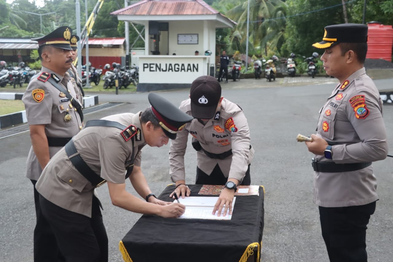 Polres Kepulauan Sitaro Laksanakan Sertijab Pejabat