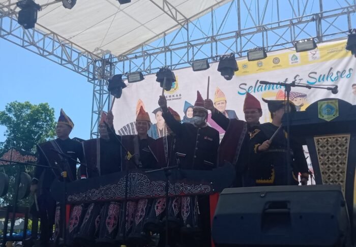 Festival Budaya Oang-oang 2025 Pakpak Bharat Resmi Dibuka