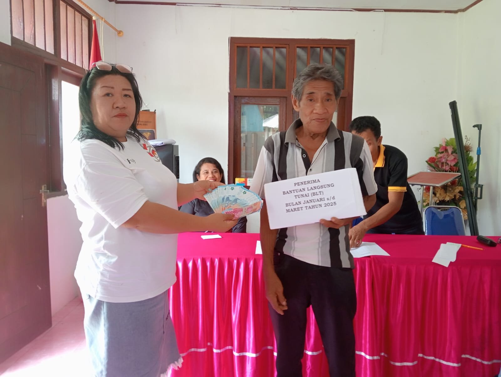 Pemerintah Kampung Dompase Melaksanakan Kegiatan Pembagian BLT Dana Desa Tahun 2025