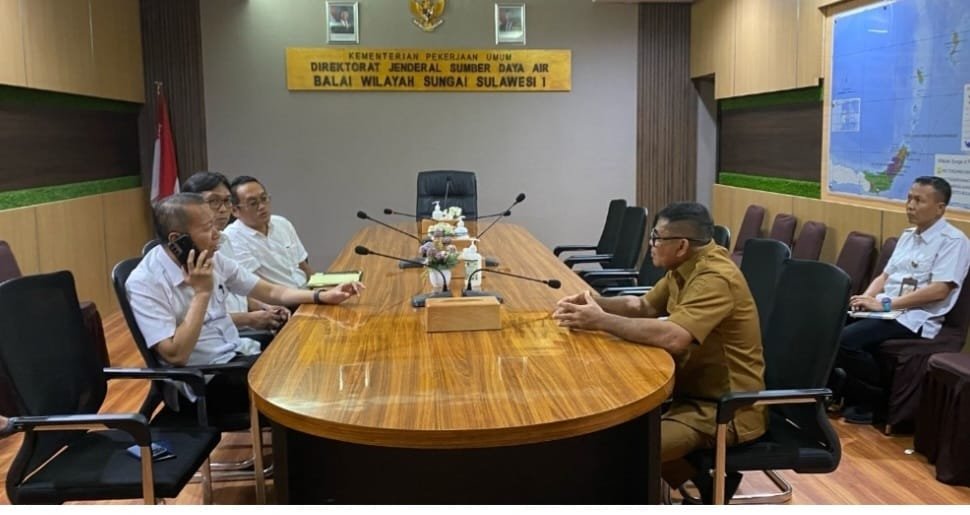 Wabup Sitaro Heronimus Makainas Bahas Penanganan Banjir Pulau Terluar Makalehi, BWS Sulawesi 1 Siap Terjunkan Tim Mitigasi