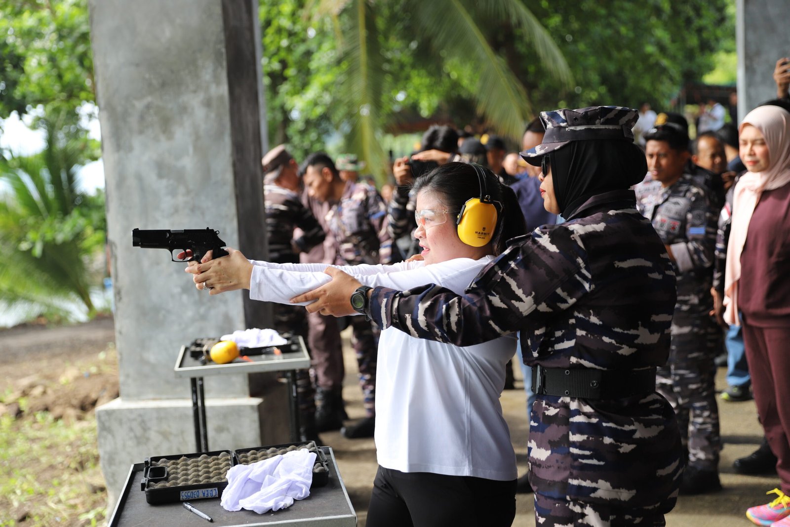 Pererat Solidaritas, Forkopimda Sitaro Gelar Latihan Ketangkasan Menembak