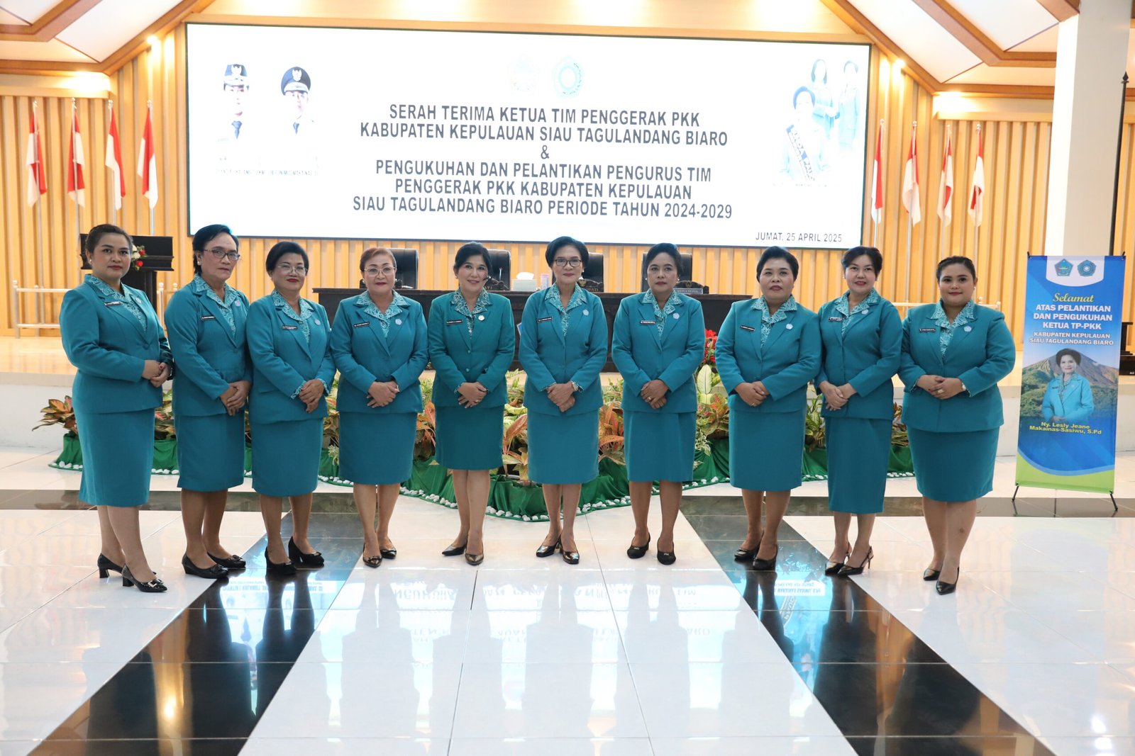 Bupati Sitaro Hadiri Pelantikan dan Pengukuhan Pengurus TP PKK Kabupaten Sitaro