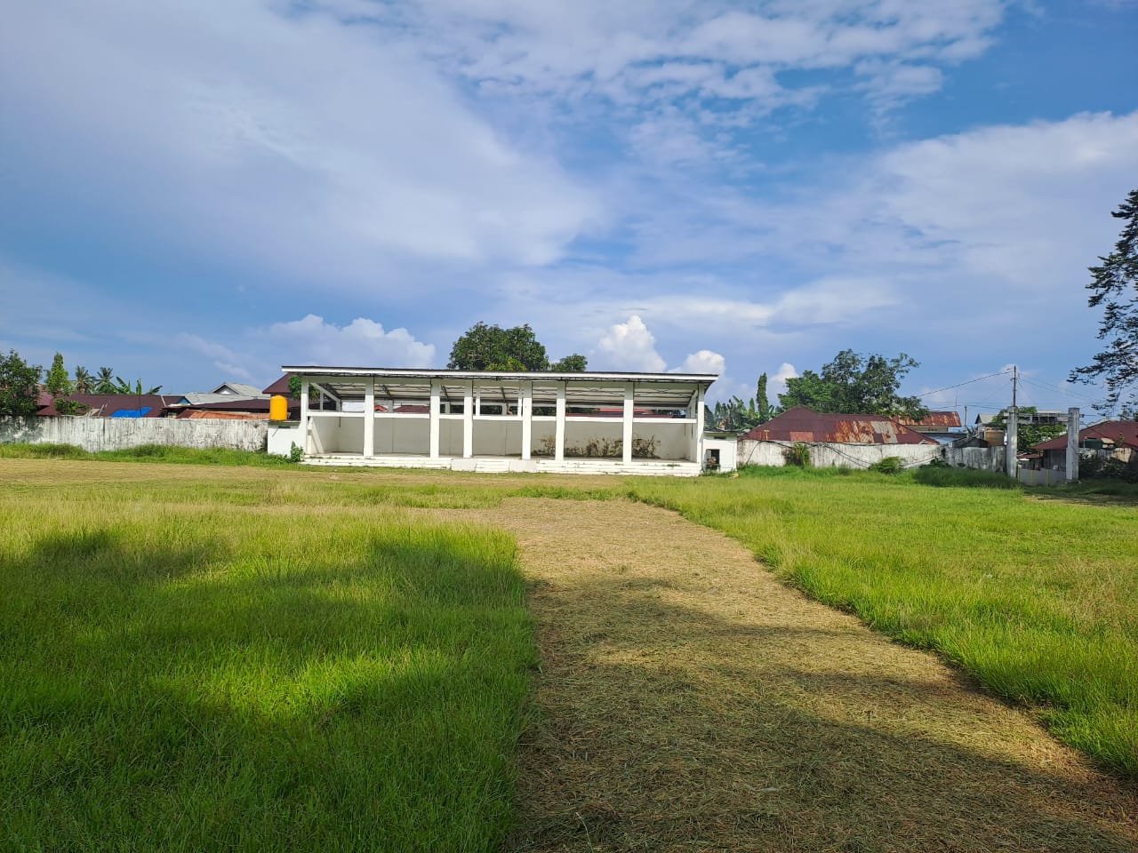 Pemkab Sitaro Benahi Lapangan Batahi Ondong Siau Barat