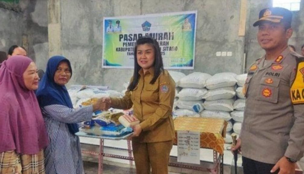 Pemkab Sitaro Gelar Pasar Murah di Halaman Masjid Al Jihad Ulu Siau